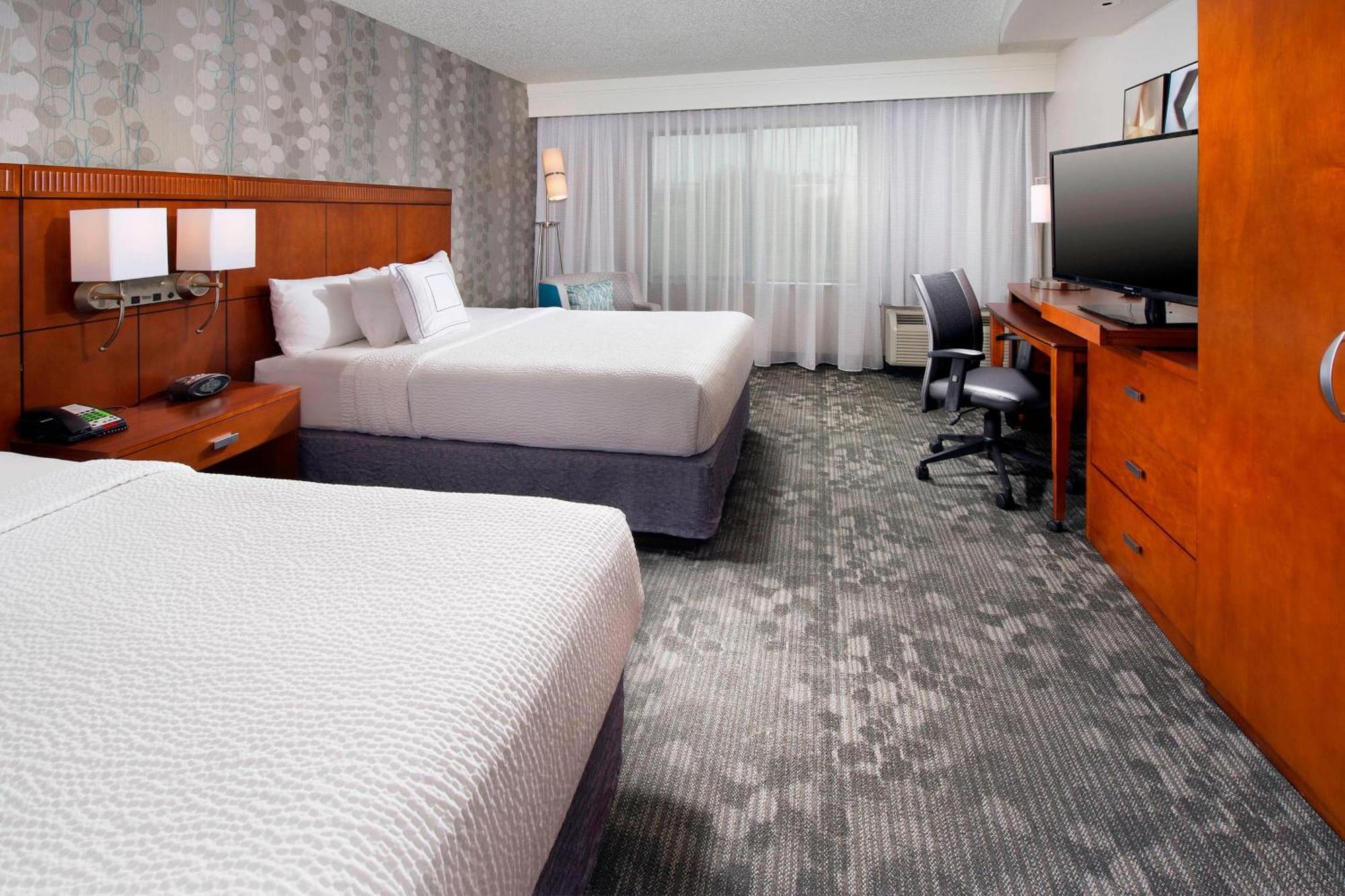 Courtyard By Marriott San Antonio Seaworld/Lackland Екстер'єр фото